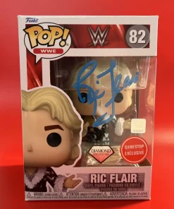 Funko POP! WWE Ric Flair Royal Rumble 1992 avec Pin Diamond Edition Limitée GameStop Signée par Richard Morgan Fliehr (Ric Flair) avec Authentification + Boîte Acrylique